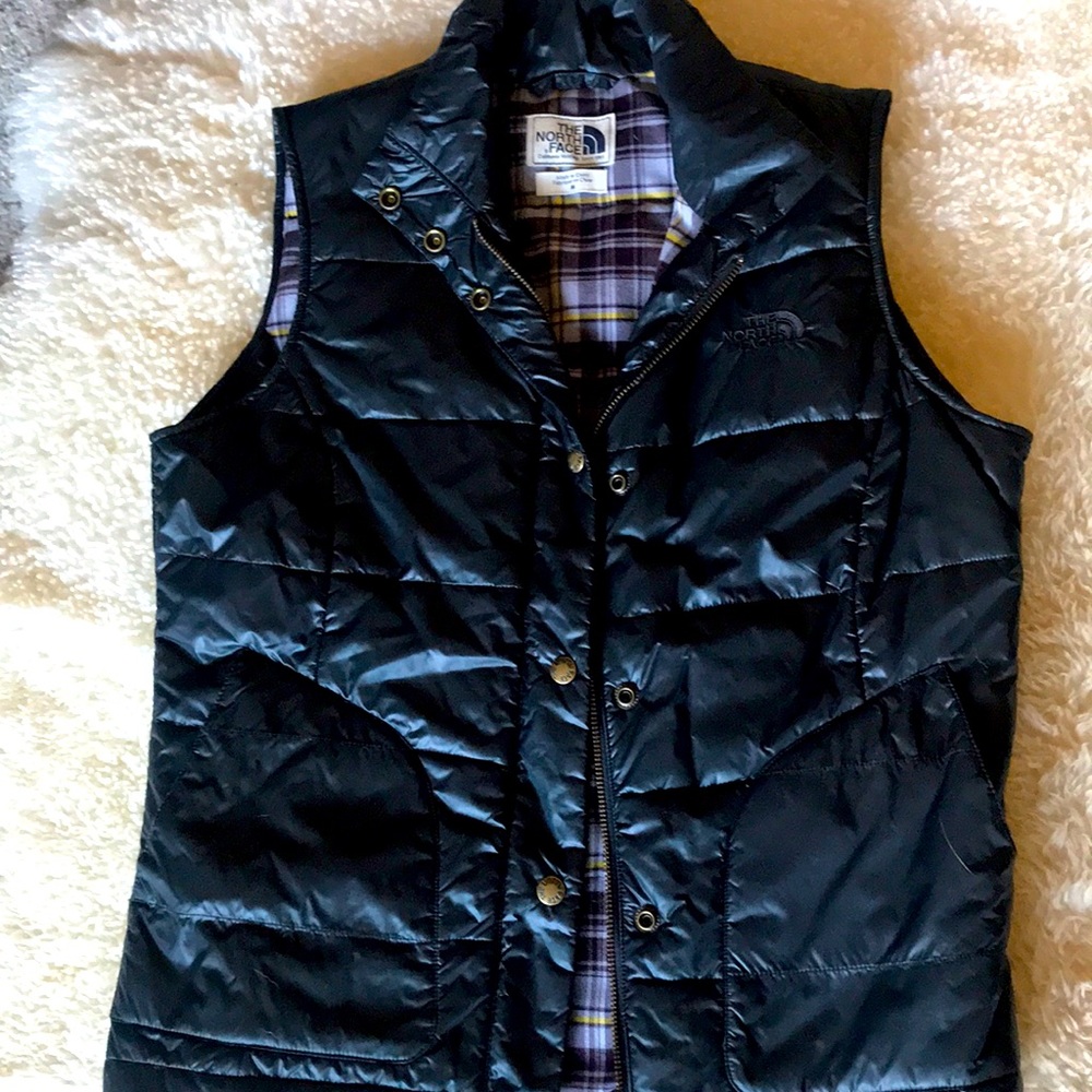 North face puffy vest